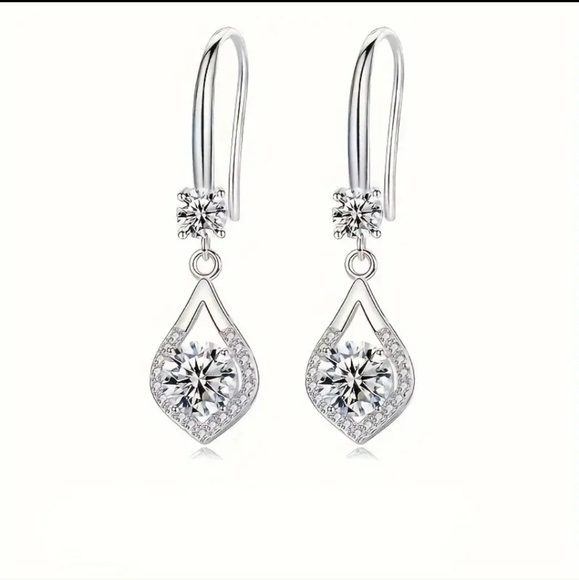 NIB Sterling Silver CZ Water Drop Shaped Earrings - Picture 1 of 6